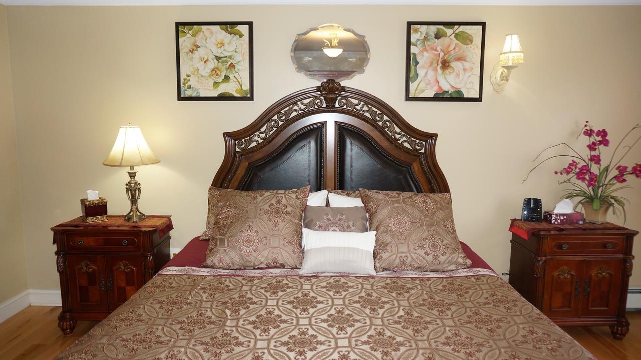 Inn On The Harbour Шарлъттаун Екстериор снимка