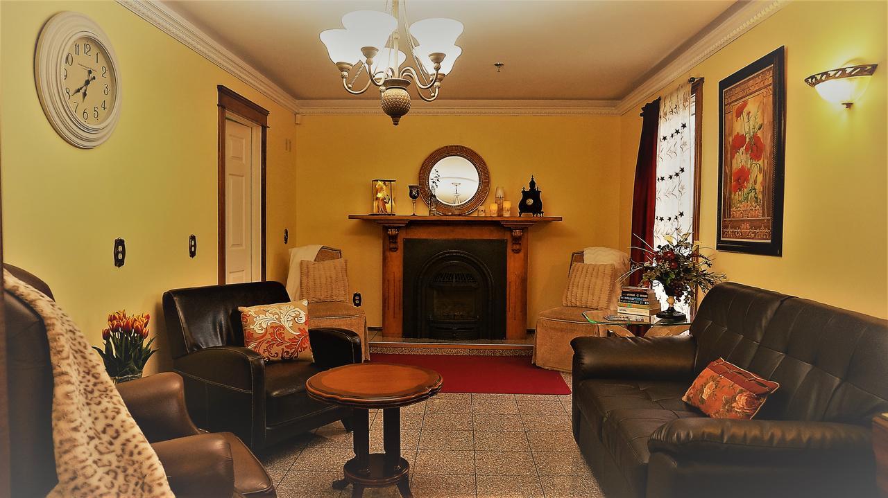 Inn On The Harbour Шарлъттаун Екстериор снимка