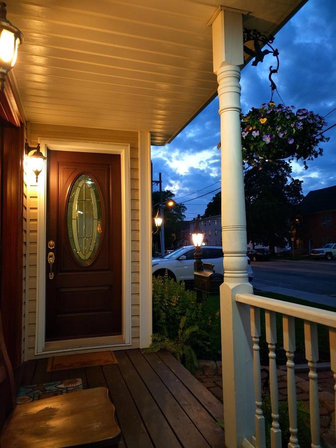 Inn On The Harbour Шарлъттаун Екстериор снимка